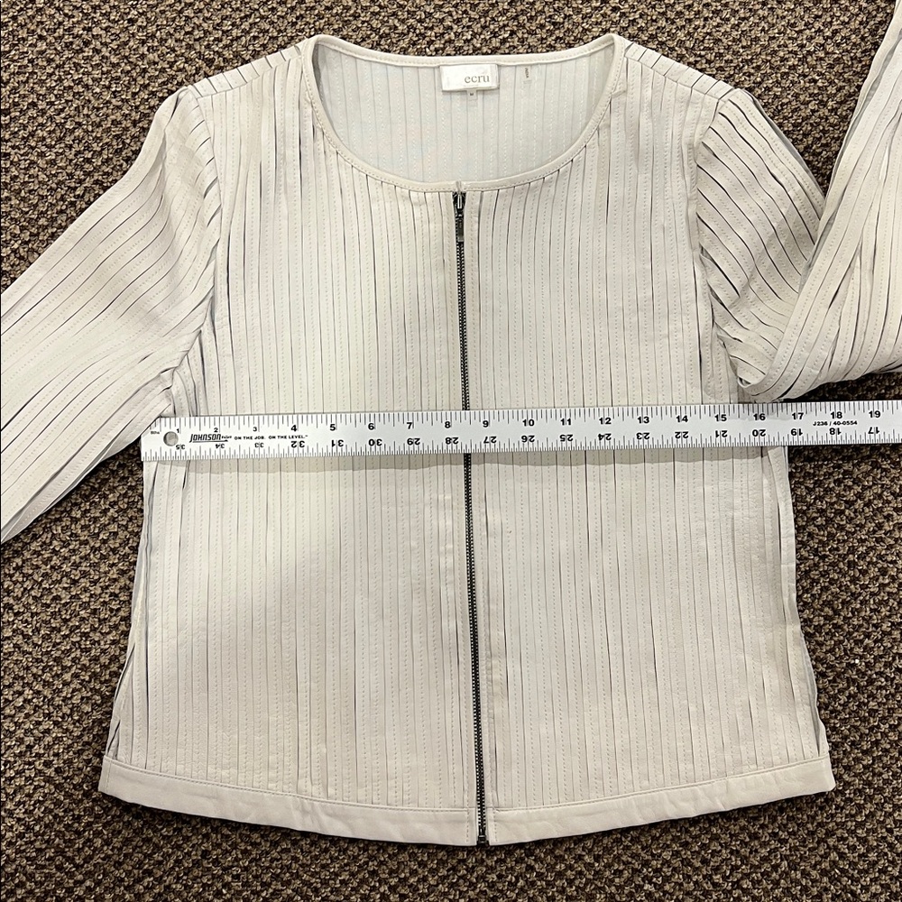 Ecru Textured Cream Blazer size m - Picture 6 of 7
